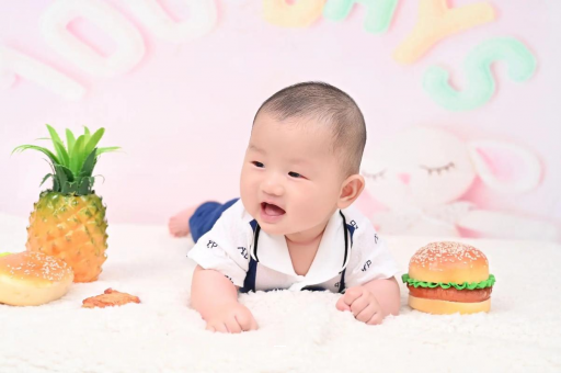 代怀生子好找吗宝宝为什么喜欢趴着睡