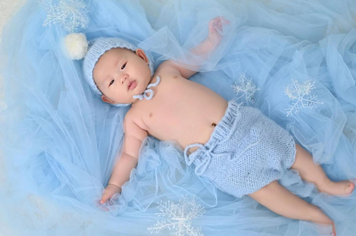 代怀生子好找吗宝宝几个月认人